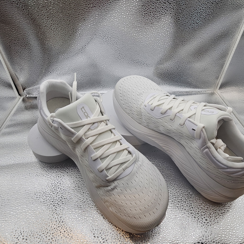 Topo Men's White Athletic Sneakers - Lightweight Performance